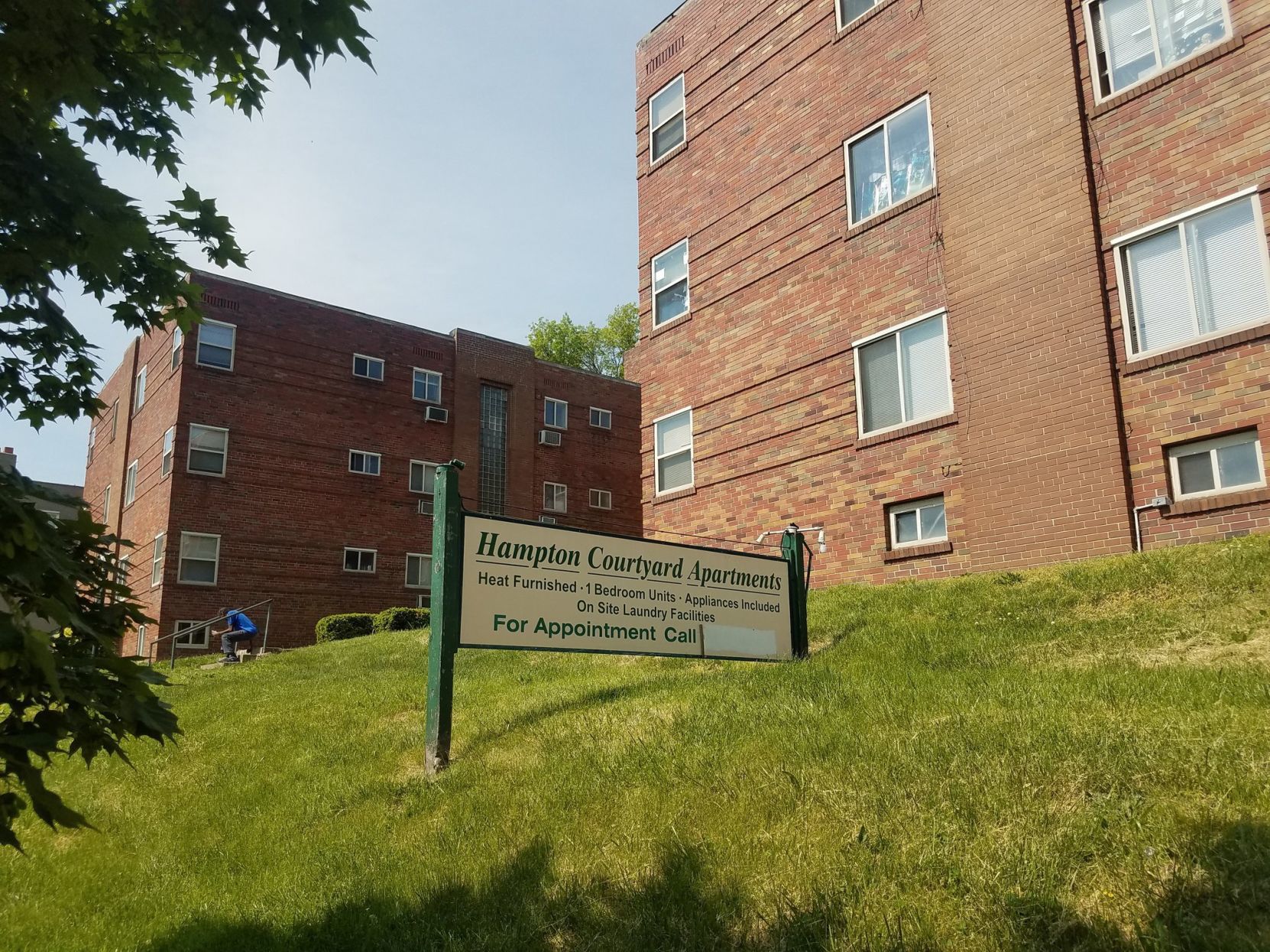 Hampton Courtyard